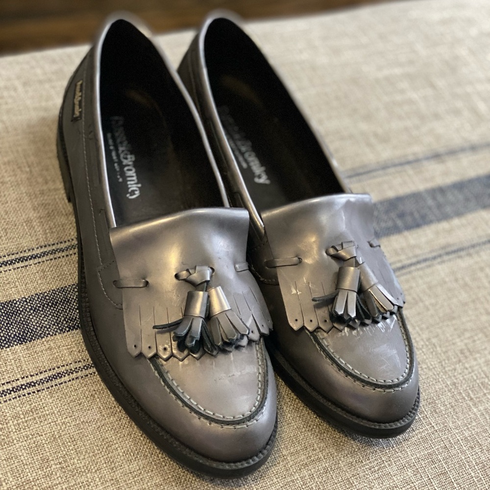 Russel&Broomley loafers, size 41,5 EUR, run like size 10 US, silver/metal color